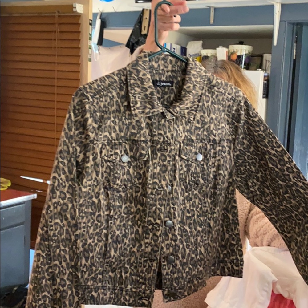 LEOPARD JEAN JACKET